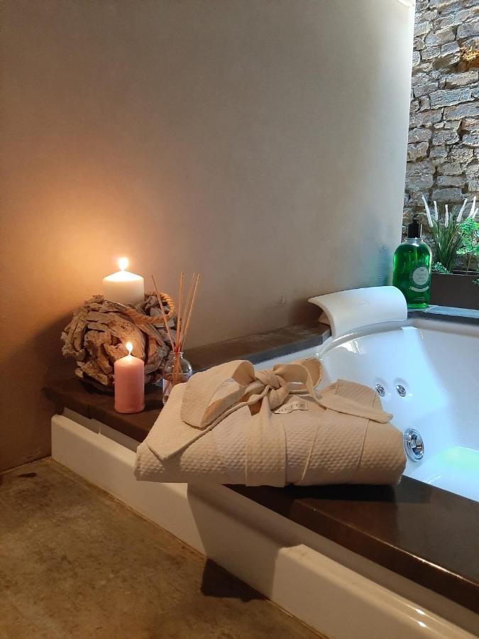 Borgo Di Beppe E Gloria *