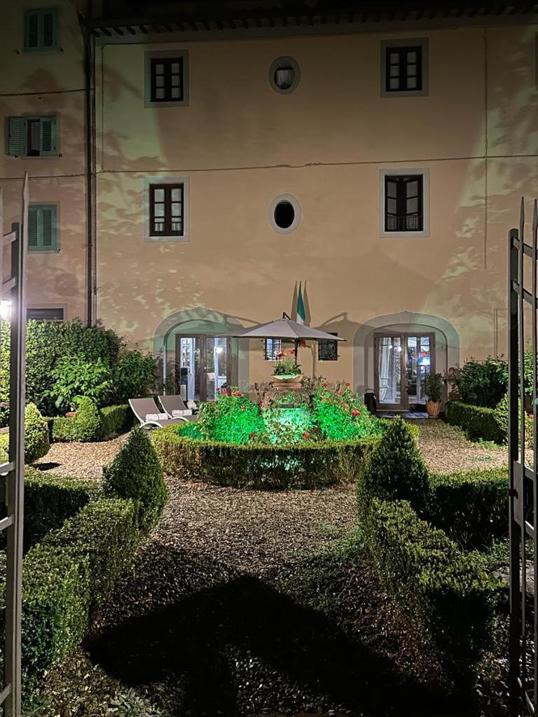 Borgo Di Beppe E Gloria *